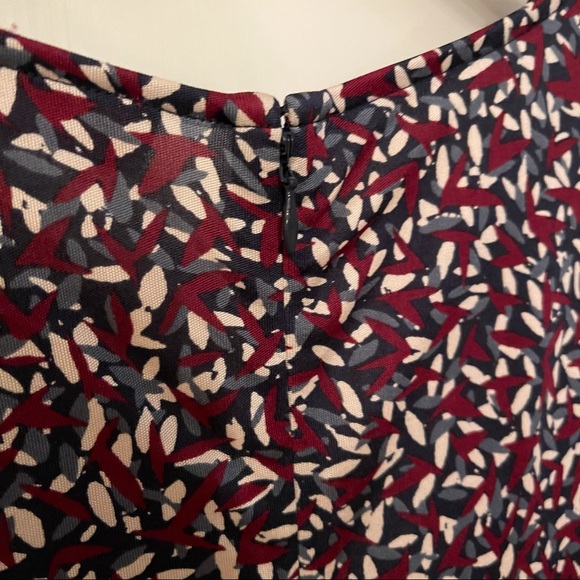 Tory Burch 100% Silk Long Sleeve Interlocking Twist Dress in Confetti - Picture 9 of 9